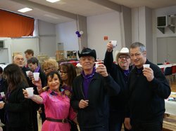  <a style='color: #fff;' href='/uploaded/photo/apres-midi-avec-les-mckenzie-5aa804533f067.jpg'>(Télécharger)</a>