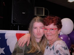  <a style='color: #fff;' href='/uploaded/photo/apres-midi-avec-les-mckenzie-5aa80459896ac.jpg'>(Télécharger)</a>