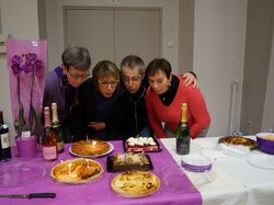  <a style='color: #fff;' href='/uploaded/photo/auberge-du-28-02-et-4-anniversaires-5b366a8face52.jpg'>(Télécharger)</a>