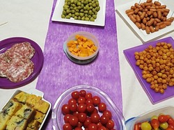  <a style='color: #fff;' href='/uploaded/photo/auberge-et-anniversaires-5da636ac73726.jpg'>(Télécharger)</a>