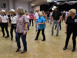  <a style='color: #fff;' href='/uploaded/photo/bal-cd-du-04-novembre-2018-5be99f2107e05.jpg'>(Télécharger)</a>