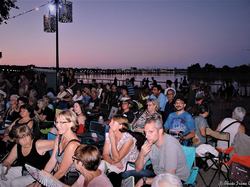  <a style='color: #fff;' href='/uploaded/photo/dansons-sur-les-quais-5b576840c0333.jpg'>(Télécharger)</a>