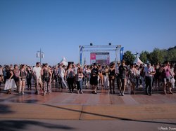  <a style='color: #fff;' href='/uploaded/photo/dansons-sur-les-quais-5b5768545dd20.jpg'>(Télécharger)</a>